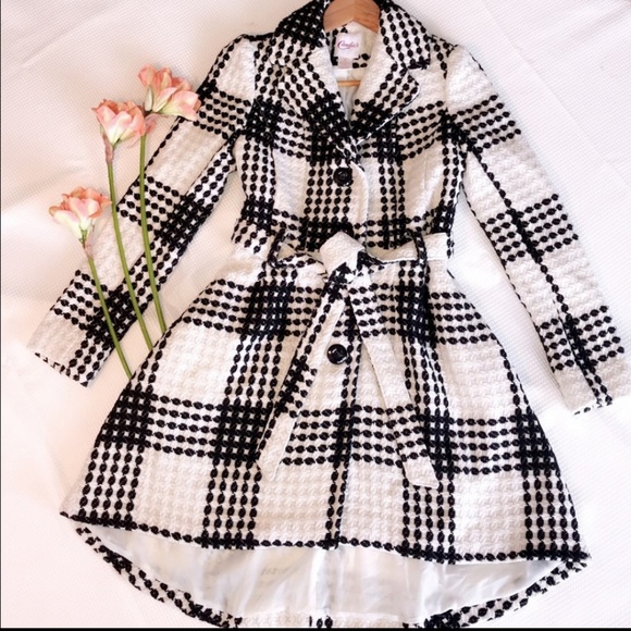 Candie's Jackets & Blazers - CANDIES TRENCH STYLE JACKET